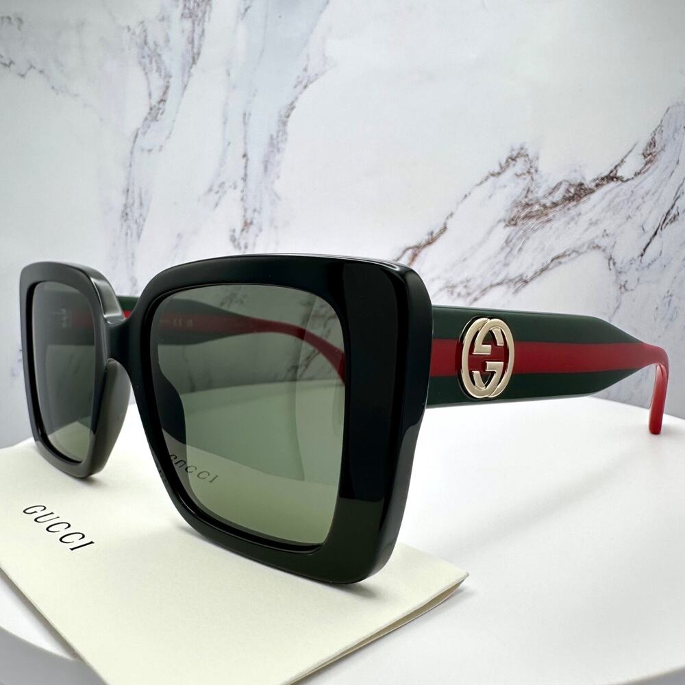 LUXURY New GUCCI Sunglasses Black Gold 3D Metal Logo Square Red Green Arms